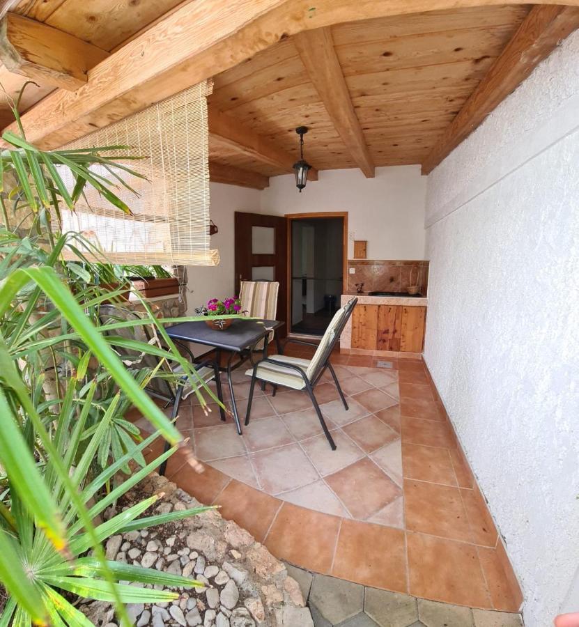 Arta Apartament Murter